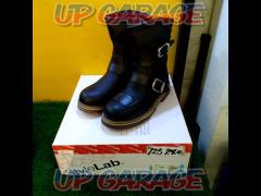 J-AMBLE
Waterproof riding boots
Part number: ROB-201