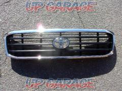 TOYOTA genuine
Front grille