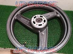Price cut KAWASAKI
ZRX400
Genuine
Wheel