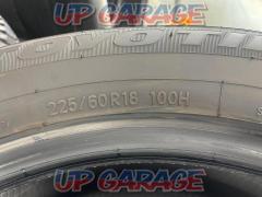 TOYO
PROXES
Comfort
Tire only four