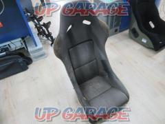 Unknown Manufacturer
Full backet seat
