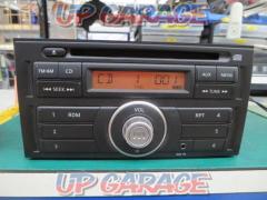 Nissan genuine Nissan genuine
B8185-1FA01
2DIN wide
CD + AUX tuner