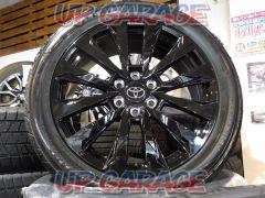 Unknown Manufacturer
12 spoke wheels (dual 6 spoke wheels)
+
YOKOHAMA (Yokohama)
2023
PARADA
Spec-X