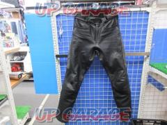 HYOD
Leather pants
Size L (flat waist approx. 38 inseam approx. 81cm)