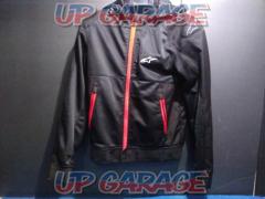 Size: M
Alpine star
Black / Red
Food mesh jacket
sector hoodie mesh
