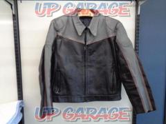 Unknown Manufacturer
Custom
Leather jacket
48
Sleeves cut
Genuine leather