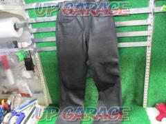 KADOYA
K'S
LEATHER
Leather pants (black)
Size: 30 (71-76cm)
Without pad