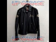 indian
Motorcycle (Indian)
Leather jacket
M size
black