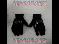 The price cut has closed !! 
Size: M GOLDWIN
GSM26011
Load mesh protection glove