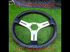 NARDI leather steering wheel
33Φ
[Price Cuts]