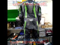 XXLARLEN
NESS
Allenes
For racing suit practice