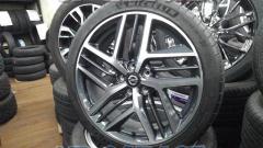 Nissan original (NISSAN)
AUETCH/T32
X-TRAIL original wheel
+
MICHELIN (Michelin)
PILOT
SPORT
Four
S