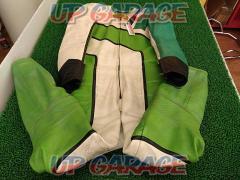 Size: Unknown
Unknown Manufacturer
Racing suits