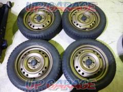 Original paint Daihatsu genuine (DAIHATSU)
Steel wheel
+
BRIDGESTONE (Bridgestone)
BLIZZAK
VRX