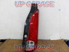 ◇Price reduced! SUZUKI only on the right side
Tail lens