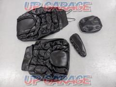 Unknown Manufacturer
General-purpose seat cover