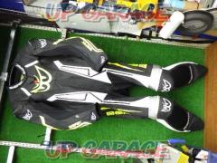 BERIK racing suit
RSCE-DEP
2.0
Size 56