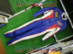 PRO
SHOP
TAKAI separate racing suit
Leather jumpsuit
Ladies
11 size
ALPHANOA
LADY ’S
PJ1
Racing team