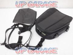 ROUGH &amp; ROAD
SS compact tail (seat bag)
RR9018
Capacity 7.5 - 10 L