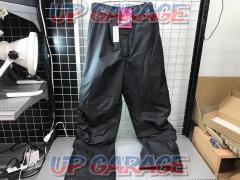 Nylon over pants
Size: LB
