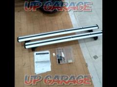 Mazda
CX-3
Genuine THULE optional roof carrier