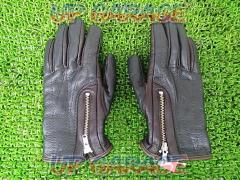 SizeWMGOLDWIN
GSM 16557
Leather Gloves
Brown
Right and left