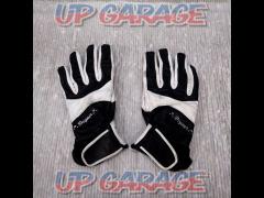 DEGNER
Leather Gloves
Size M