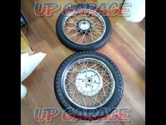 Price cut KAWASAKI
KZ900
Original wheel
Set before and after