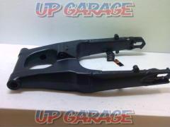 KAWASAKI
Genuine swing arm
ZZR 1400
Removed from car in 2007