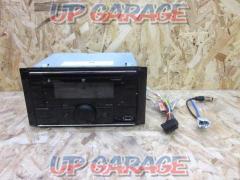 Toyota genuine
Made KENWOOD
TZ-ND001
Compatible with CD, Bluetooth, and hands-free