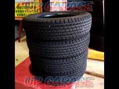 BRIDGESTONE (Bridgestone)
W300
145 / 80R12
80 / 78N
LT
*Since it is stored in a separate warehouse, we will ask you to confirm the date of stock.