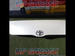 Toyota original (TOYOTA)
Hiace 200 series
Type 3
For wide
bonnet pearl white