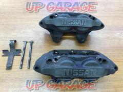 Nissan genuine
S14 / Silvia / late
Genuine front caliper left right
There are parts missing ※