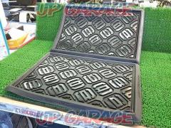Price reduced! GARSOND.A.D
Rubber mat
For rear seat
Square type S size