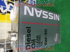 Nissan genuine diesel oil
4L
5W-30
(97B106367N)