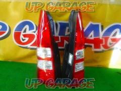 ●Price reduced! Right and left set Nissan genuine
Tail lens