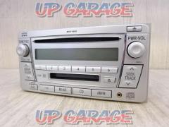 Toyota genuine
MCT-W58
■
2008 model
CD / Front AUX correspondence
200 mm size