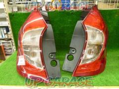 Nissan genuine
Note 12 early model genuine tail lens
