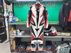 ARLENNESS
Racing suits