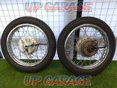 HONDA
Super Cub 110
Professional
Wheel Set before and after
With tire
Front & rear wheels
14 × 1.60