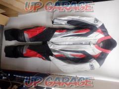 ●Price reduced! Speed
Sound
Racing suits