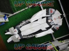 NANKAI
Leather jumpsuit
NR-51C
M size
Racing suits