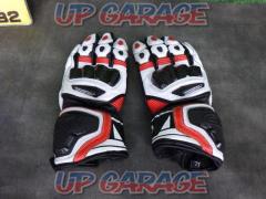 elf racing gloves
Size LL