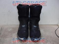 DAINESE Size: 28.0cm
AXIAL
D1 racing boots