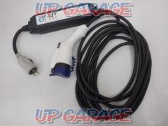NISSAN
For electric vehicles
Charging cable
29690
3NK5E
Reef
ZE#