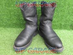 ARIAT
Waterproof boots
