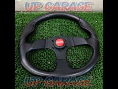 MOMO (peach)
COMMAND
Leather steering wheel
36Φ