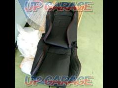 JADE
Stylish seat cover for Recaro seats
SR-7