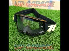 Size free 100% (one hundred percent)
STARATA2/Motocross goggle color is cool!!