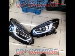 GR type fit HONDA
Genuine
Headlight
Right and left